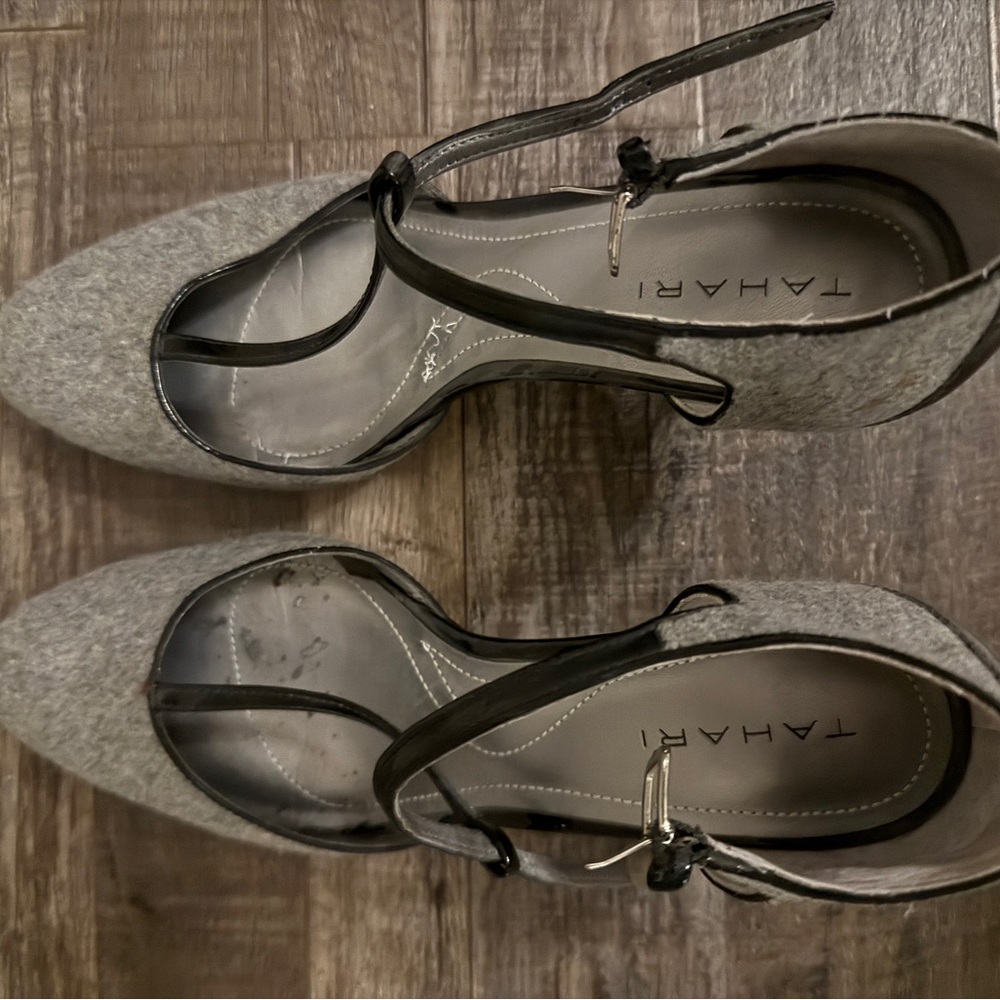 Tahari Women's Sophisticated Gray and Black Heels